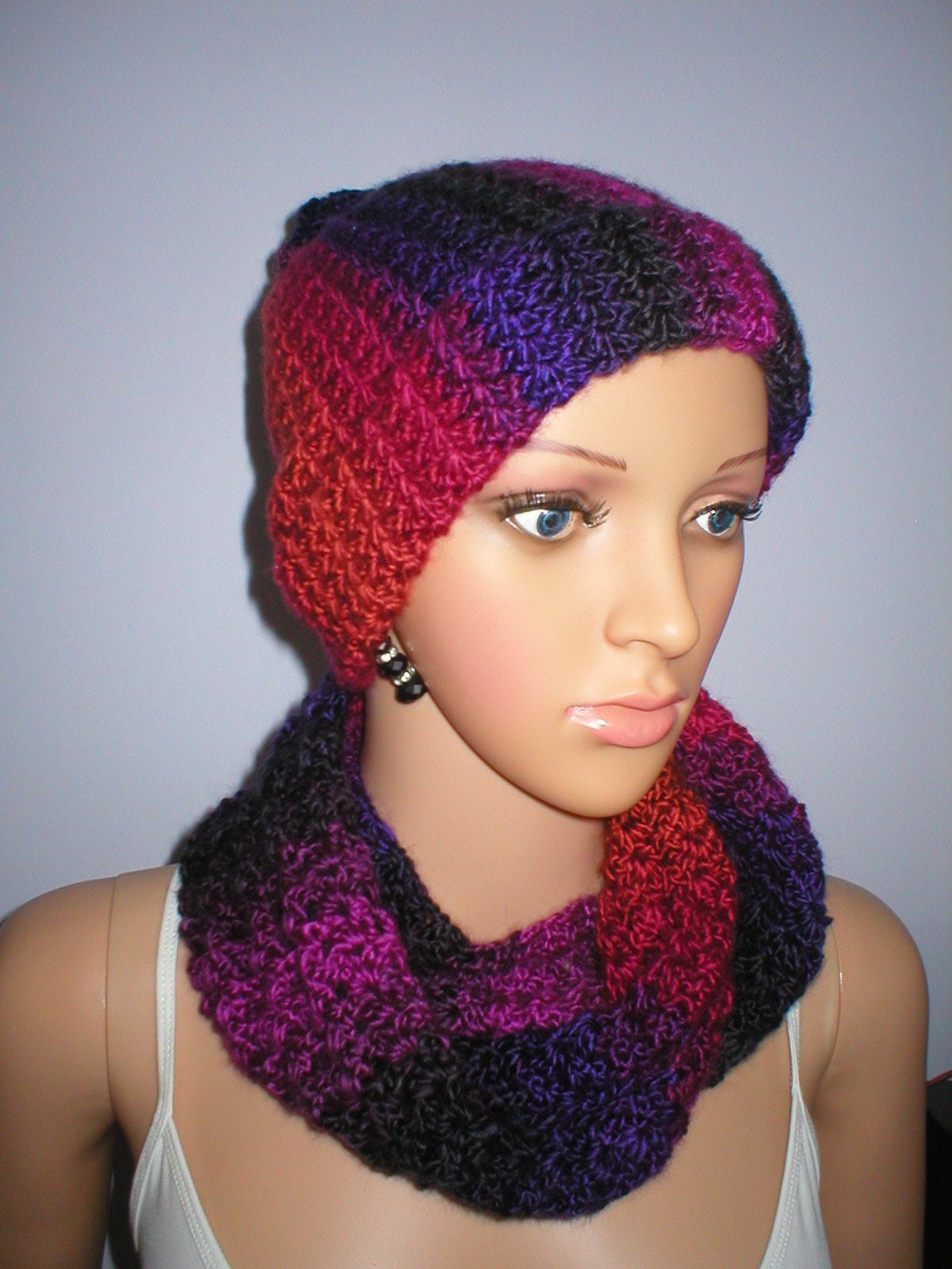 Soft sparkly hand crochet pom pom chemo beanie and infinity scarf - Hibiscus