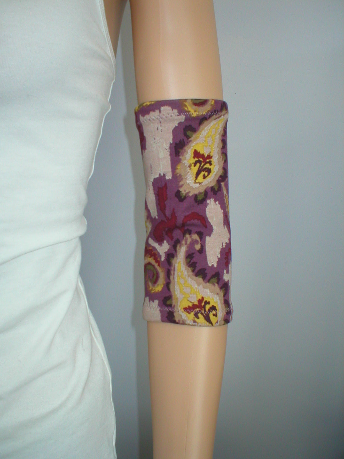 Premium medium picc line cover - PInk plum paisley